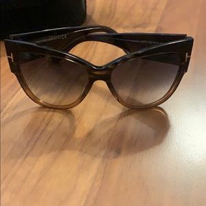 Tom Ford Anoushka Sunglasses